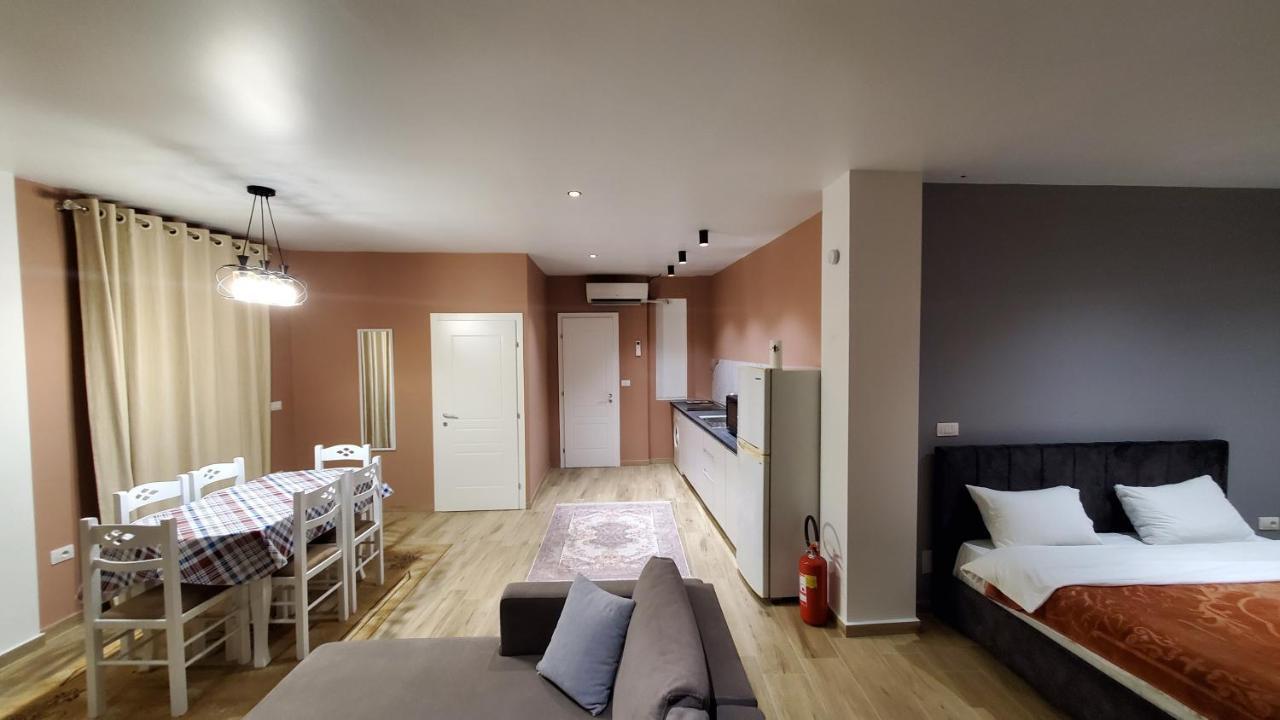 Sirius Apartment Shkoder Bagian luar foto