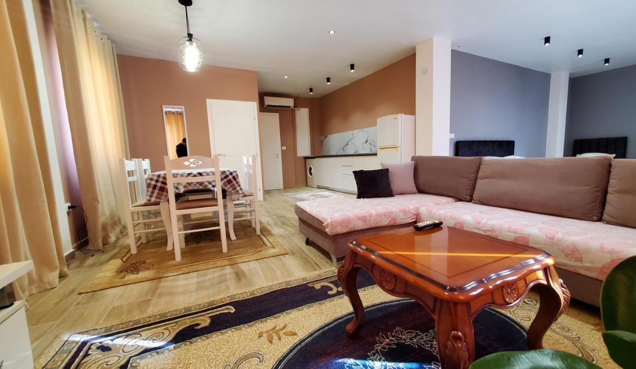 Sirius Apartment Shkoder Bagian luar foto